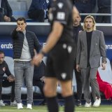 Barthélémy Constantin (à droite) et Didier Tholot lors du derby perdu 2-0 par le FC Sion samedi à la Tuilière.